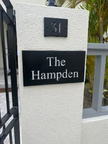 The Hampden - Spacious & short walk to beach - Image 2