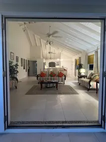 The Hampden - Spacious & short walk to beach - Image 4