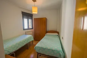 2-bedroom apartment - Image 5