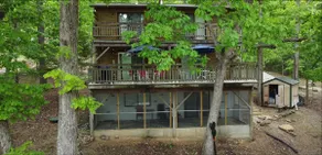Ozark Shore Log Cabin - Image 2