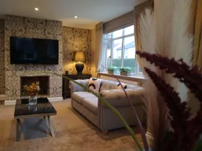 Sirius House - sleeps 7, driveway, garden - Image 4