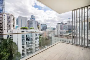 2BR| Free Parking+Street View| 7 min to Westfield - Image 2