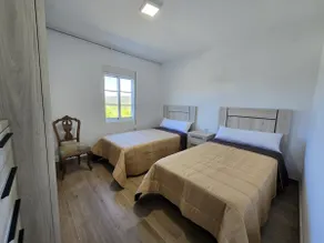 CASA DAVID-con cuadras para caballos - Image 2