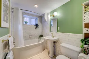 Eclectic Chic - 2BD w/ Terrace - Image 4