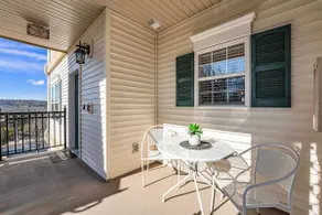 Great location 2Bd/2Ba w/Christmas decor Nov-Jan. - Image 5