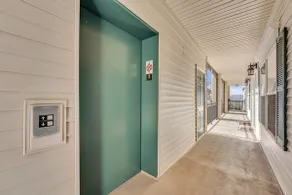 Great location 2Bd/2Ba w/Christmas decor Nov-Jan. - Image 3