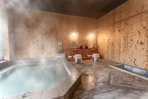 Private Villa with Hot Spring 6 min to Shrine - Image 2