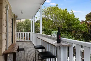 Balcony Retreat Deluxe Home near Beach with Views - Image 2