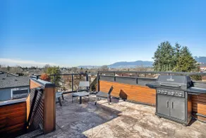 Modern 4B/5B Vancouver Home w/AC + Rooftop Patio - Image 5