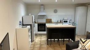 Entire small accommodation - Vauvert Center - Air-conditioned - Image 5