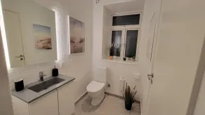 1 room Apartment 60m from the harbor - Image 5