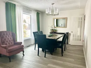 Sam-G Guesthouse Main Suite | Sleeps 6 - Image 2