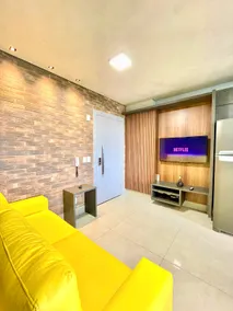 Wide View and Industrial Style in this Beautiful Loft - Image 3