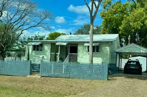 Closest cottage to the Brisbane Valley Rail Trail - Image 2