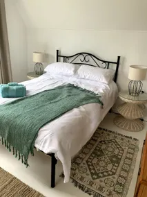 Oceanview Esplanade Beach House - Image 5