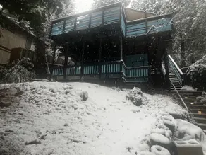 Little Blue Cottage - Image 2