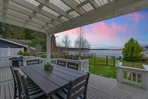 Poulsbo Waterfront Oasis - Image 4