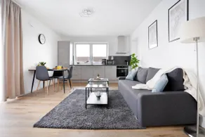 Stylish 74m² Penthouse*free parking*home2share - Image 2