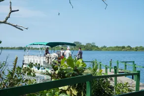 Premium Flat: Beach Access, Pool, and Gym! - Image 4