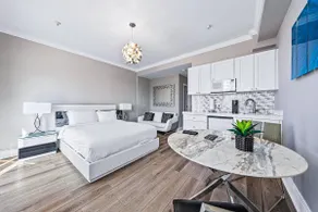 Luxury Palm Beach Escape with Private Terrace - Image 2