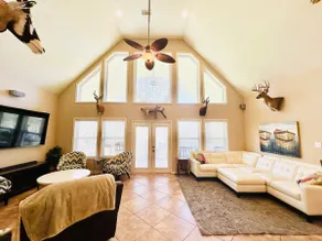 Waterfront | Boathouse | Pool Table | Dog Friendly - Image 5