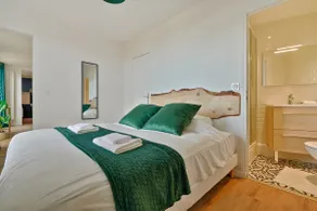 Welcome to Blue Dream House - Image 2