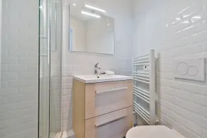 Welcome to Blue Dream House - Image 4