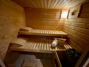 Luxury Wellness B&B, swimming pool, steam shower, sauna - Image 4