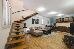 Old Town Duplex / Free Parking - Image 2