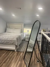 Jewy’s Cozy Cottage - Image 2