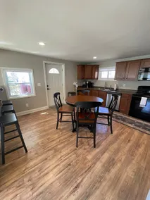 Cozy Bungalow at Great Sacandaga Lake - Image 3