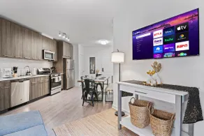 Luxury 3Bed Parking Gym Pool Penthouse ClubRoom - Image 3