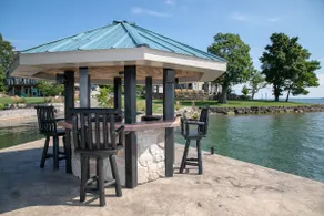 Wolfe Island Lodge - Image 5