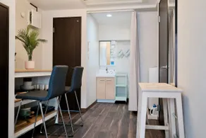 #HNC2F* | 1 min walk from Shin-Okubo Station on Yamanote Line | 45 ㎡ cozy sunny apartment in the heart of Shinjuku - Image 5