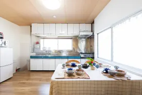 Authentic Japanese House | Up to 13 | Free Parking - Image 2