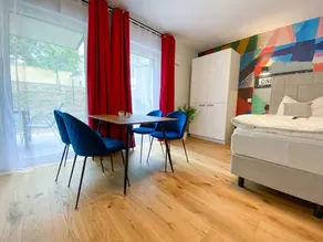 Spacious apartment with terrace - Image 3