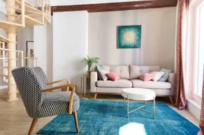 Designer 70sqm flat with les Halles view, A/C - Image 2