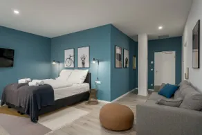 BRIGHT: Stylish & Central - Kitchen - Netflix - Image 3