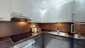 bnbmehomes - Silverene Tower - Image 4