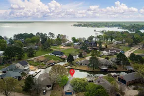 Updated Cozy Waterfront Home - Image 3