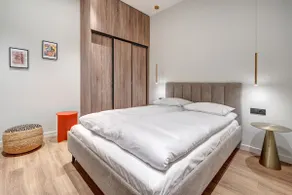 Domillion 2bdr Modern Old Town Retreat So1d - Image 2