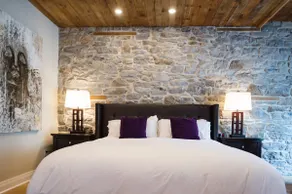 Kemptville Suites ~ King Suite 6 - Image 3