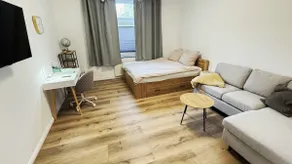 Modern apartment in the city center - Image 2