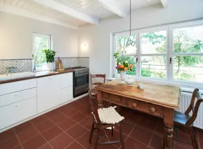 Stylish Studio Apartment - Image 5