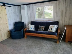 Coal Lake Cozy - Image 4