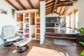 Maison Blue - Image 5