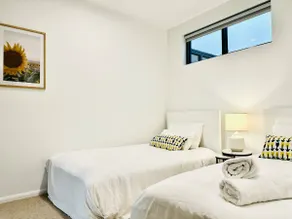 3 Bed Signature Water View - Image 4