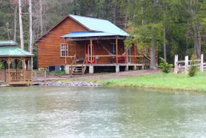 Lazy Day's~ Romantic Cabin at the Pond - Image 3