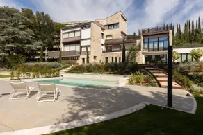 GuestHost - Umbrian Retreat Elegant Flat with Pool - Image 2