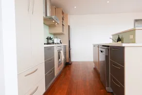 Waterfront Primrose Retreat - Image 5